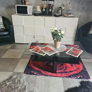 https://petalo-rosso.it-lombardy.com